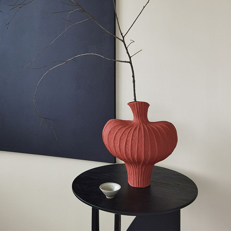 Shaped Ceramic Vase, Red｜Rit Concept