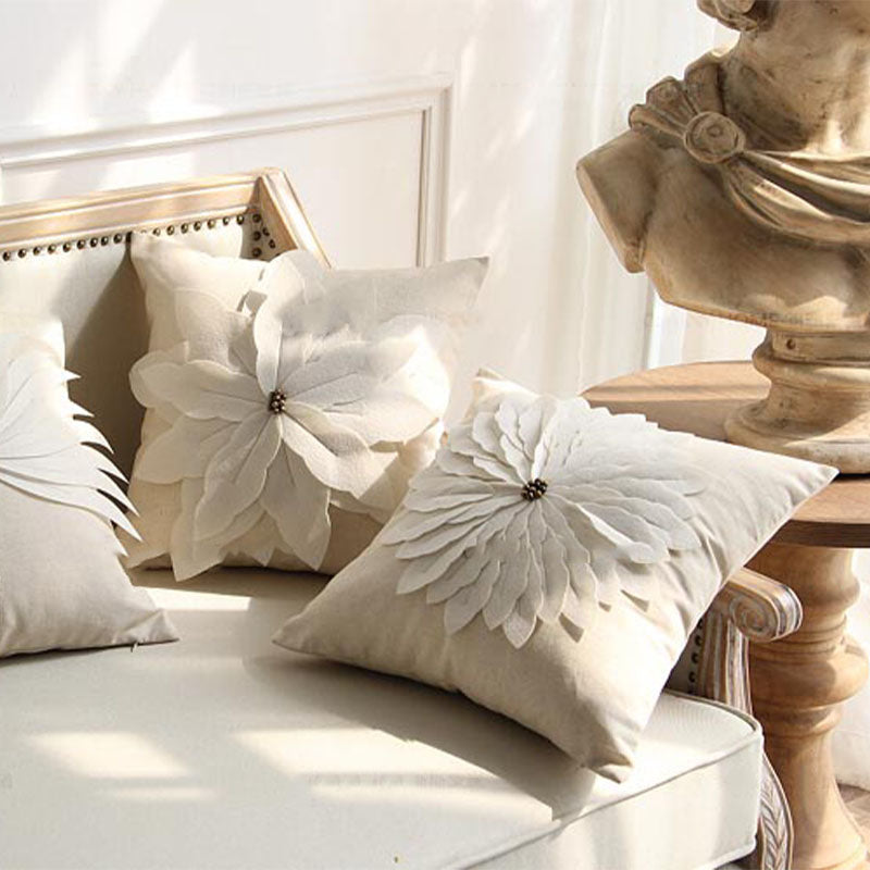 Wilma Petal Cushion – Rit Concept