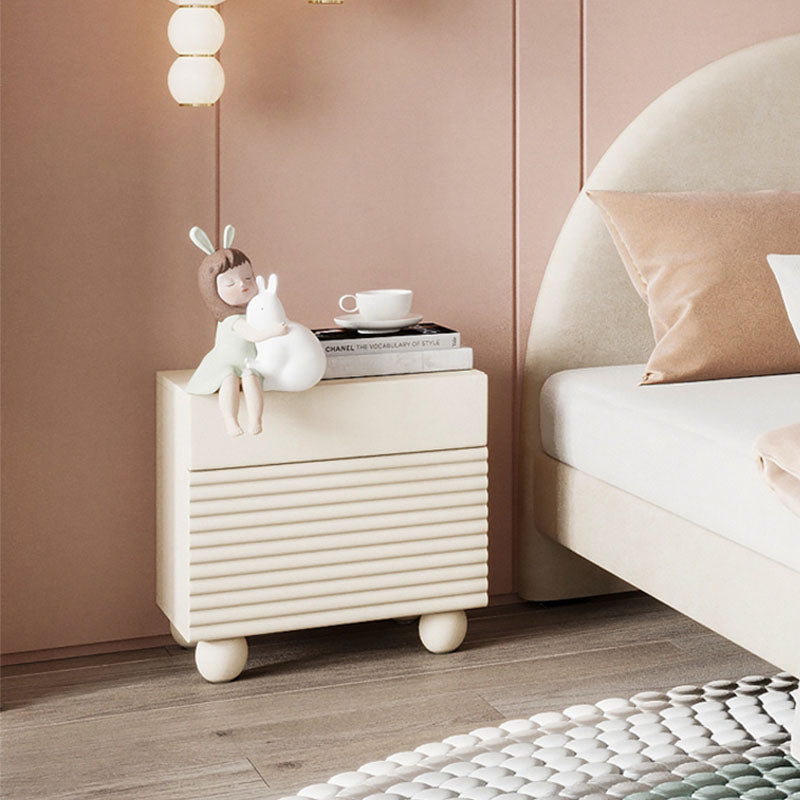 Minnie Bedside Table, White｜Rit Concept