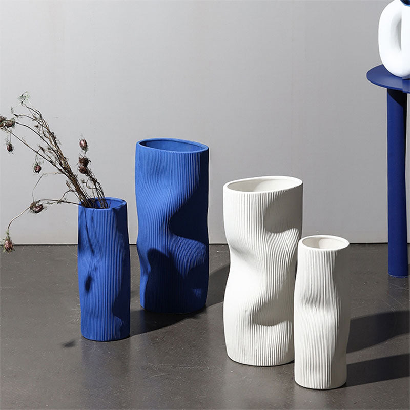 A Set Of Two Ceramic Vases, Blue/ White｜Rit Concept